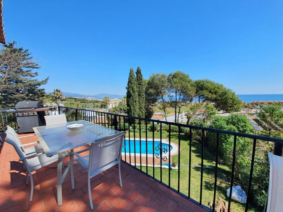 Beautiful 5 Bedroom Villa With Private Pool With Stunning Sea Views, Walking Distances To Shops Restaurants Beach Manilva Zewnętrze zdjęcie